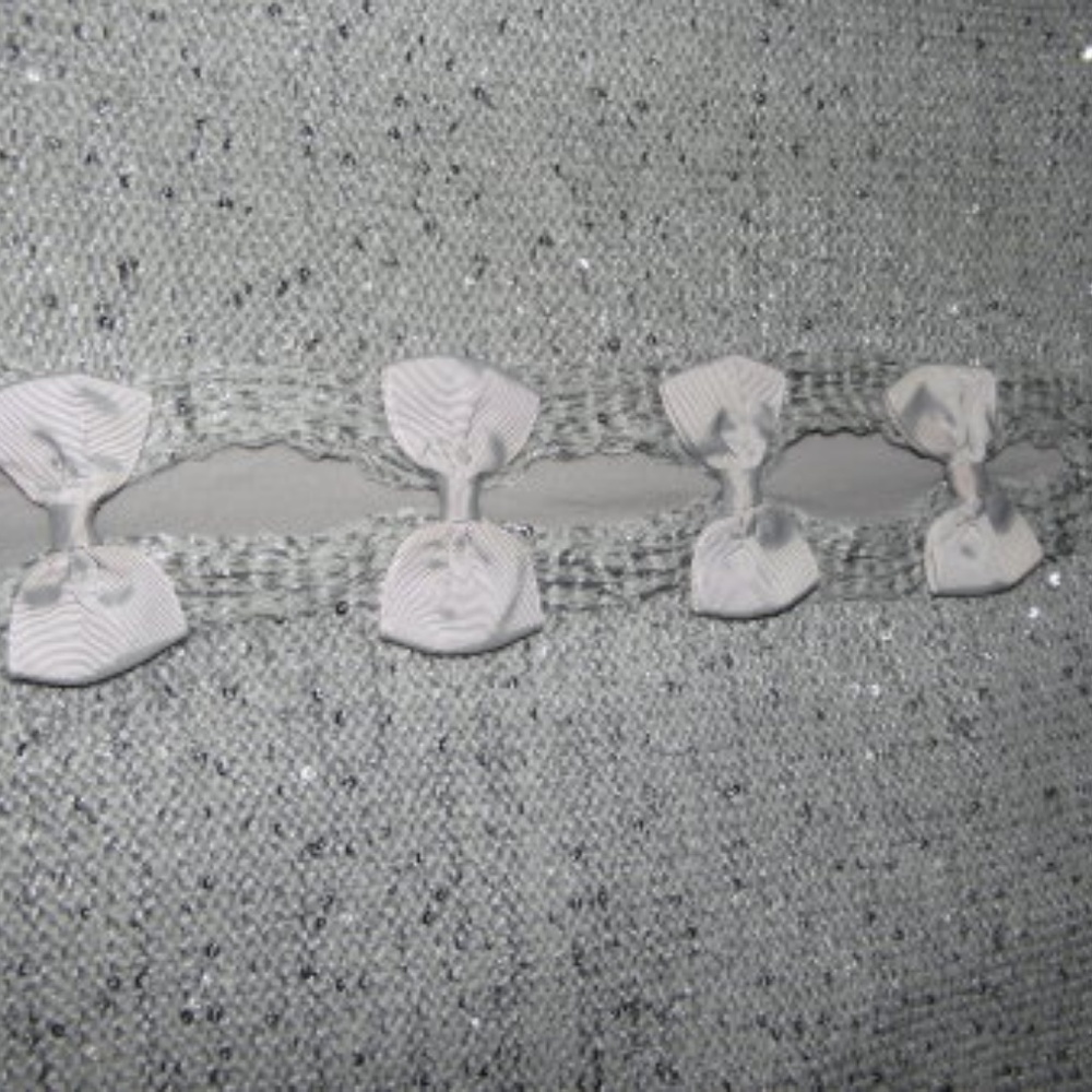 Over sized silver gray Top with sequin Detail - Picture 6 of 8